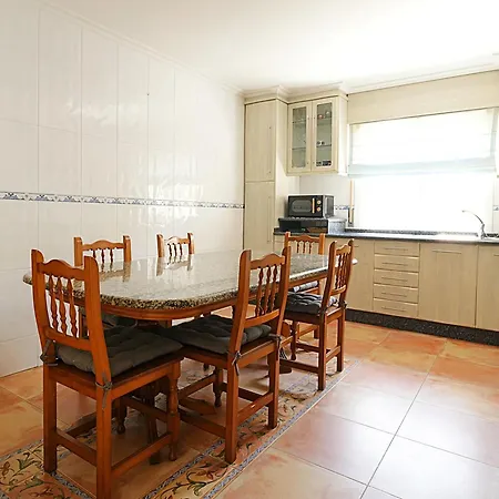 Casa Muy Proxima A Sanxenxo Meaño
